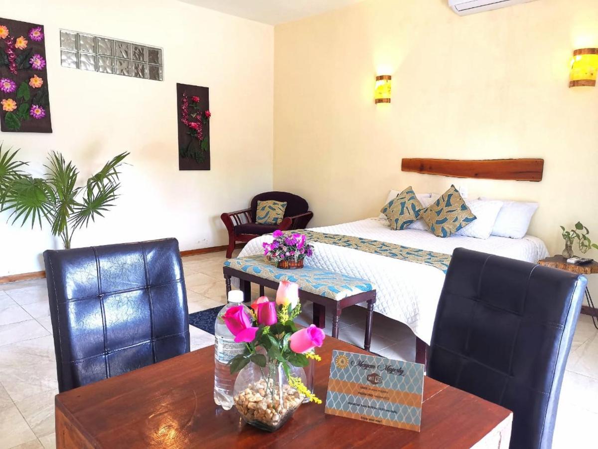 Mayan Majesty Boutique Hotel 巴利亚多利德 外观 照片